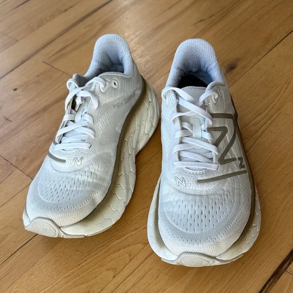 New Balance White Athletic Shoes - Picture 5 of 5